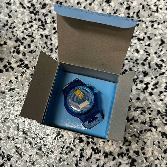 Krusty,Homer,Bart, & Family drive collector watches. The Simpsons - Picture 4 of 6